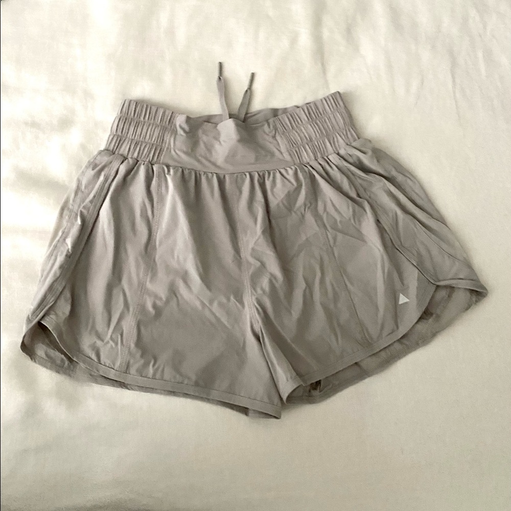 Balance Athletica Oasis Breeze Shorts